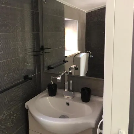 Ni Micheli Tatil Evi